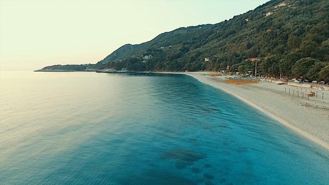Papa Nero Beach House Agios Ioannis  Eksteriør billede